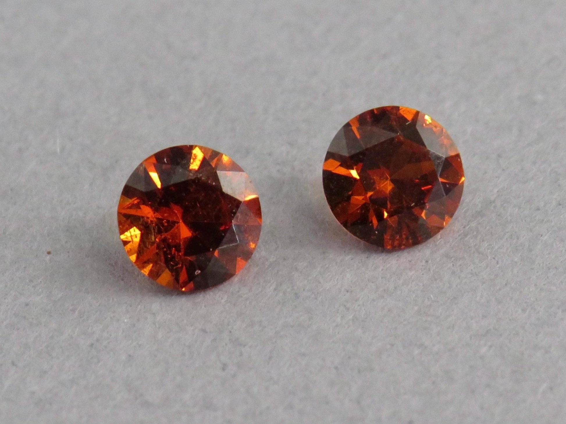 4.5mm Spessartine Garnet Round Pair | Mandarin Orange Spessartite | Tanzania | GS125 - Gem Enthusiast