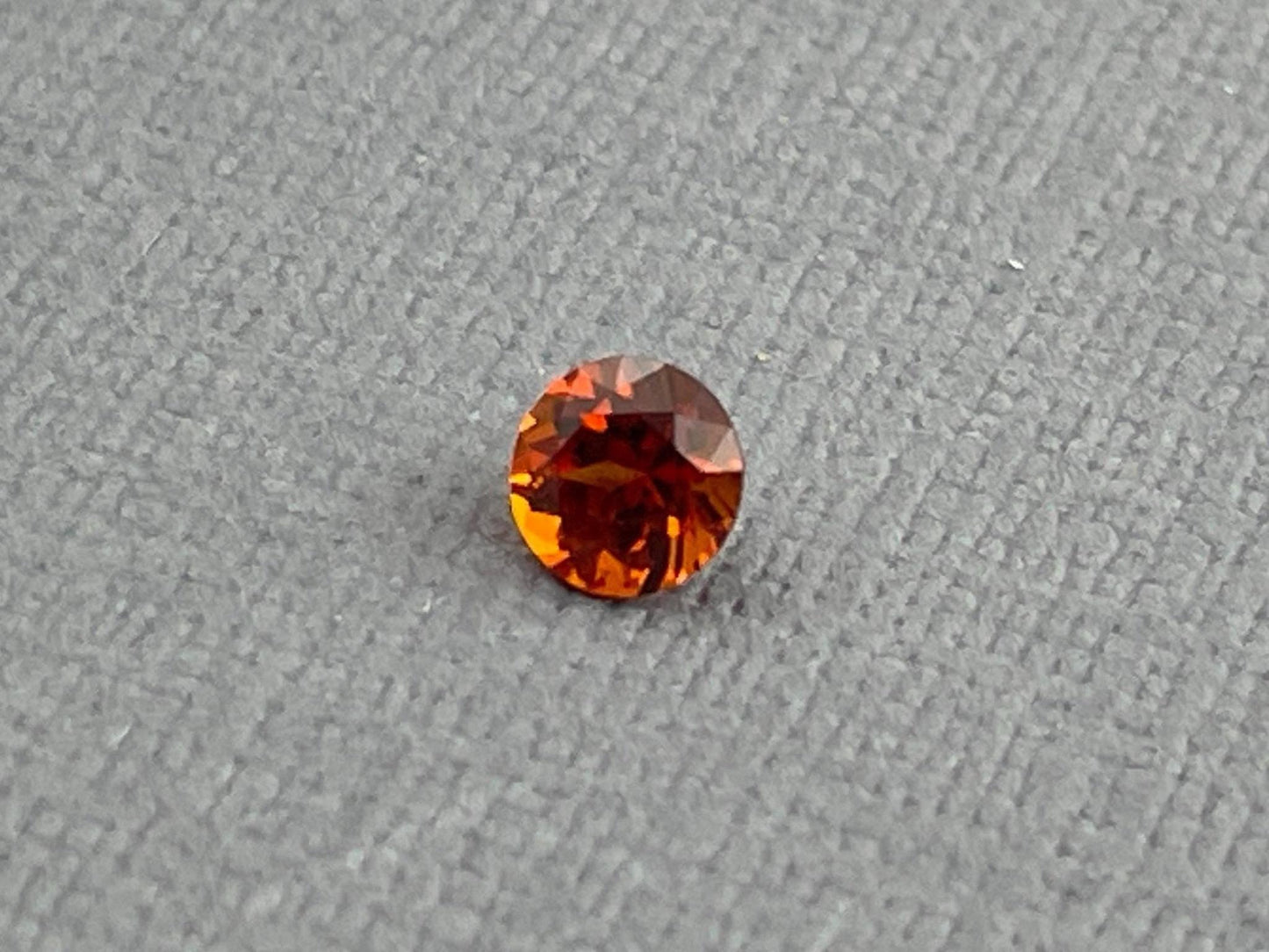4.5mm Spessartine Garnet Round | Per Stone | Mandarin Orange | Loose Natural Gemstones - Gem Enthusiast