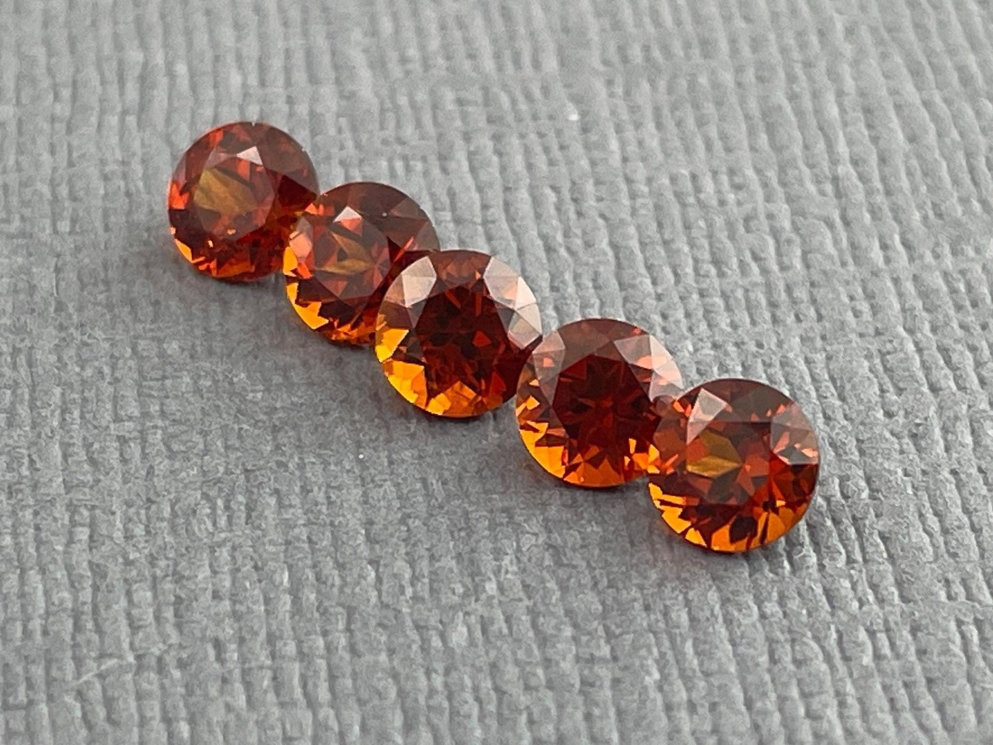 4.5mm Spessartine Garnet Round | Per Stone | Mandarin Orange | Loose Natural Gemstones - Gem Enthusiast