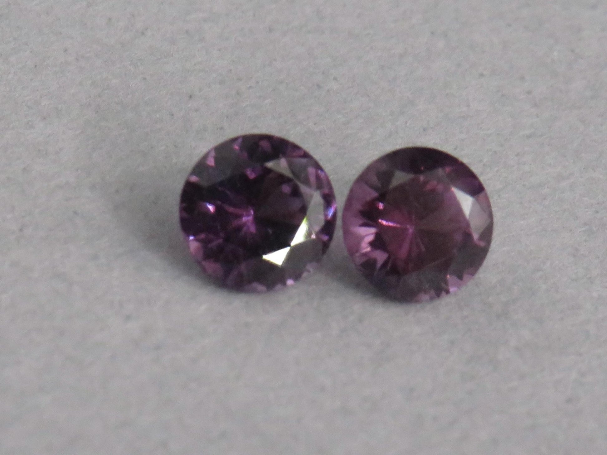 4.8mm Spinel Round Pair | 0.96ct | Per Pair | Okkampitiya, Sri Lanka | SL132 - Gem Enthusiast