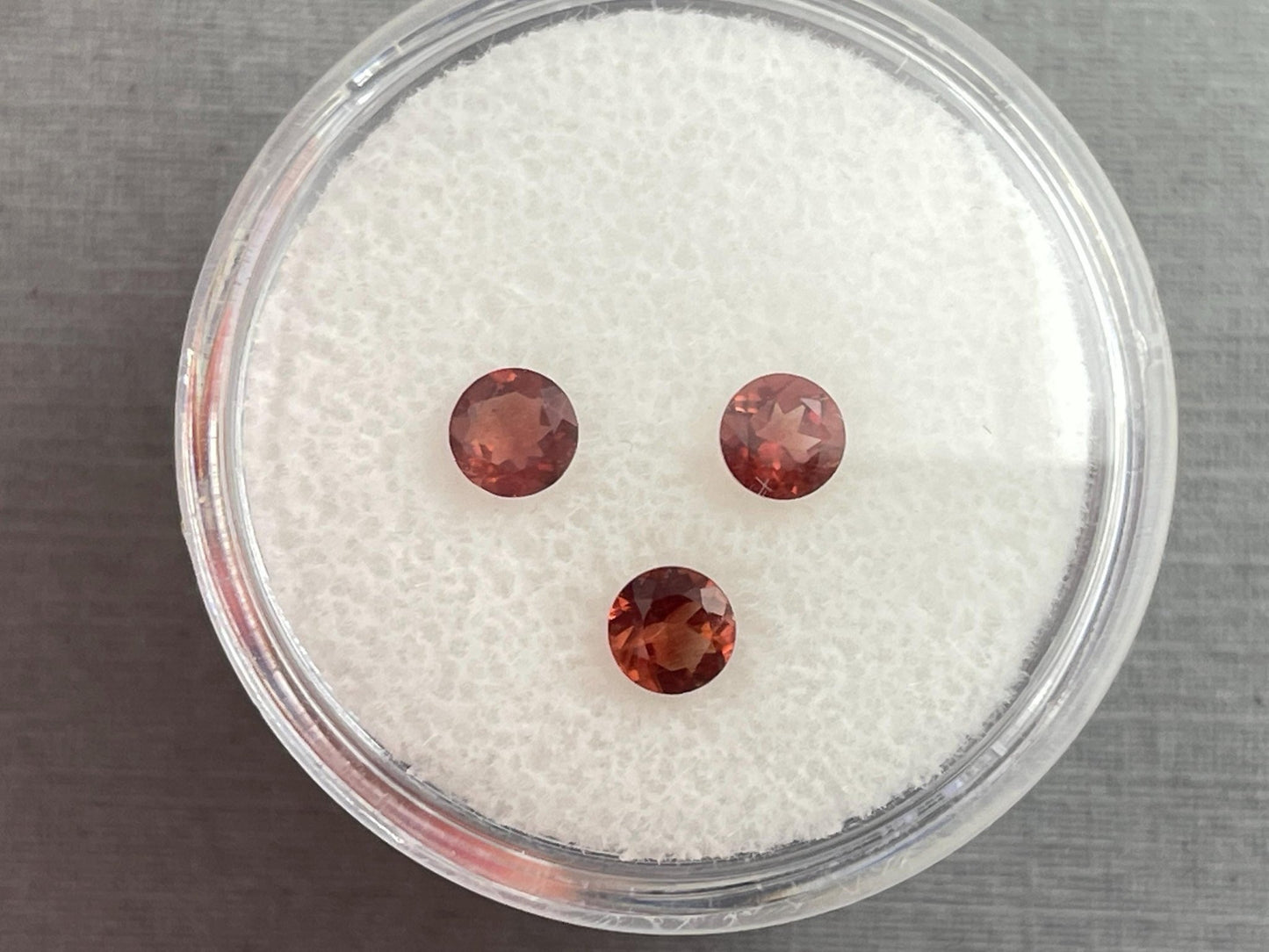 4mm Oregon Sunstone Lot | Red with Schiller and Zoning | Faceted Round Gemstones | OSF197 - Oregon Sunstone - Gem Enthusiast