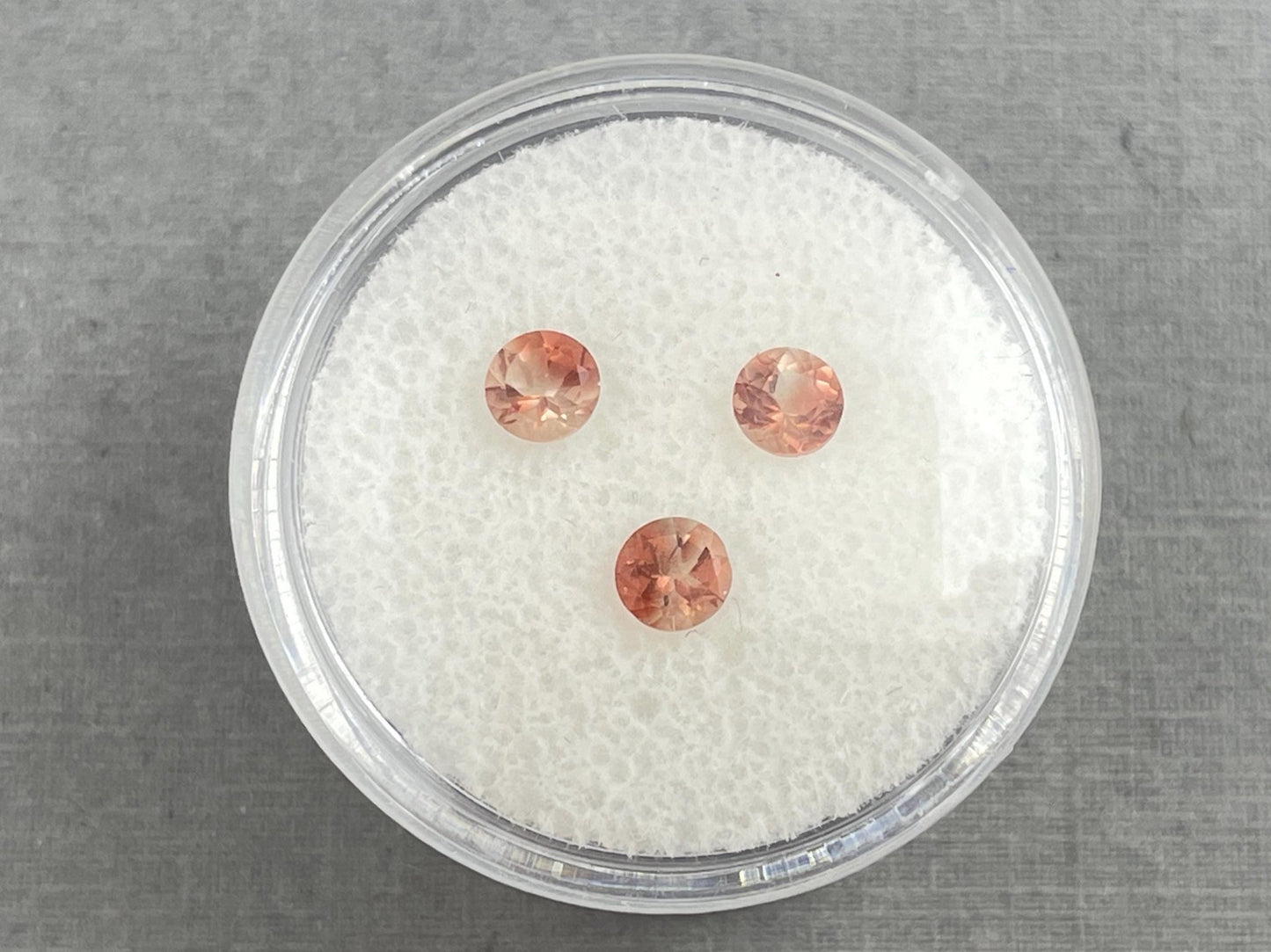 4mm Oregon Sunstone Lot | Red with Schiller and Zoning | Faceted Round Gemstones | OSF198 - Oregon Sunstone - Gem Enthusiast