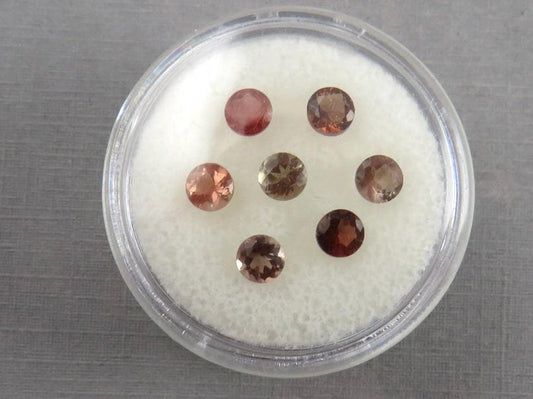 4mm Oregon Sunstone Lot | Red with Zoning and Striations | Faceted Round Gemstones | OSF233 - Gem Enthusiast