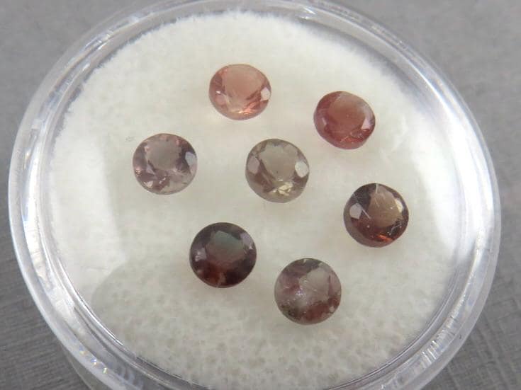 4mm Oregon Sunstone Lot | Red with Zoning and Striations | Faceted Round Gemstones | OSF233 - Gem Enthusiast