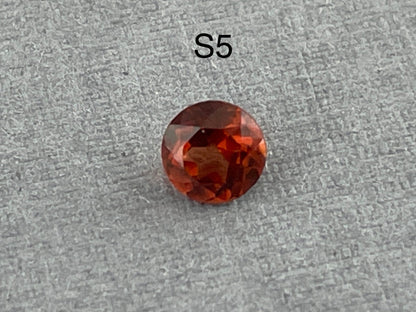 4mm Oregon Sunstone Red Round Faceted Stone | OSF110 - Gem Enthusiast
