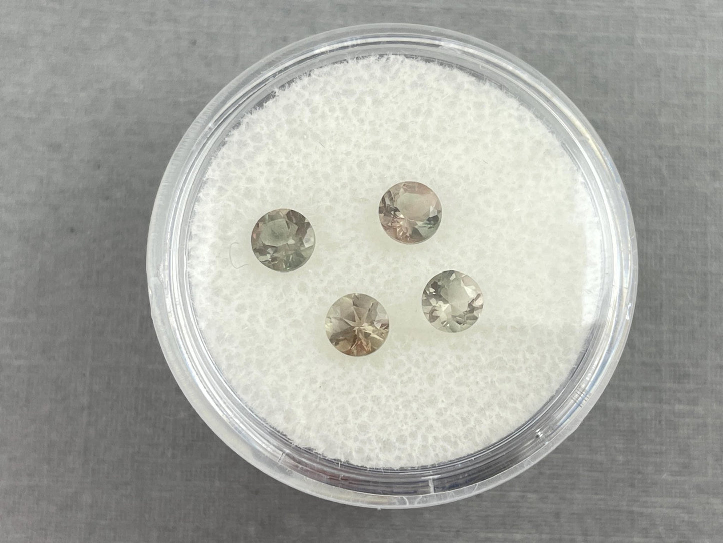 4mm Oregon Sunstone Round Lot | Soft Green Peach Bi - color | OSF201 - Oregon Sunstone - Gem Enthusiast