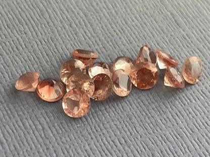4mm Oregon Sunstones Faceted Round Stones | American Mined Gemstones - Gem Enthusiast