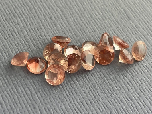 4mm Oregon Sunstones Faceted Round Stones | American Mined Gemstones - Gem Enthusiast