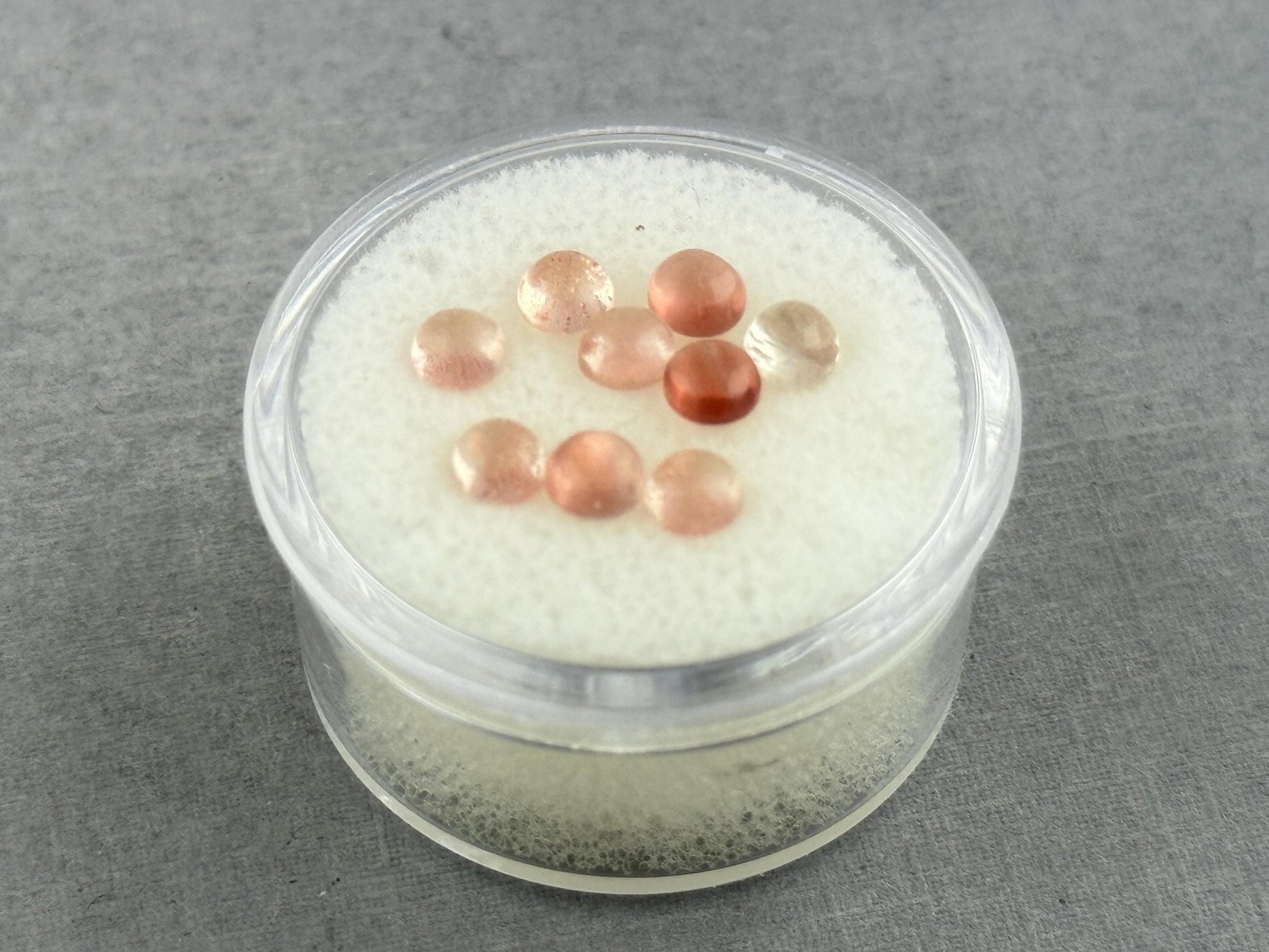 4mm Oregon Sunstones Round Cabochon Lot | 9 Stones | OSC305 - Oregon Sunstone - Gem Enthusiast