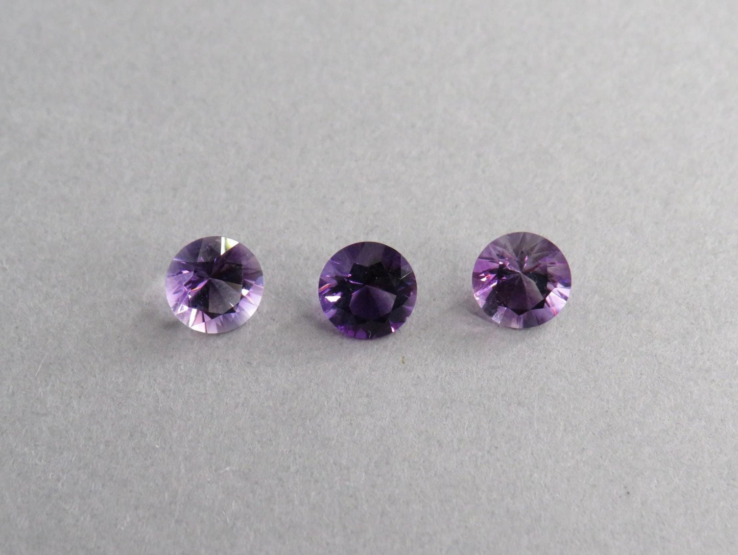 5.5mm Arizona Amethyst | Four Peaks Mine, USA | American Gemstone | Sold Per Stone | AZ211 - Gem Enthusiast