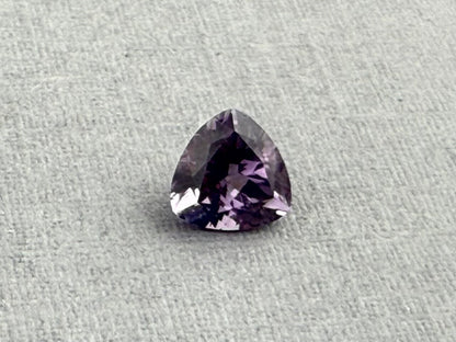 5.5mm Arizona Amethyst Trillion: Ethically Sourced from the Four Peaks Mine - Arizona Amethyst - Gem Enthusiast