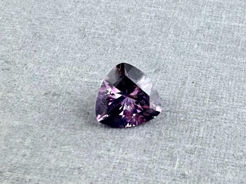 5.5mm Arizona Amethyst Trillion: Ethically Sourced from the Four Peaks Mine | AZ206 - Gem Enthusiast