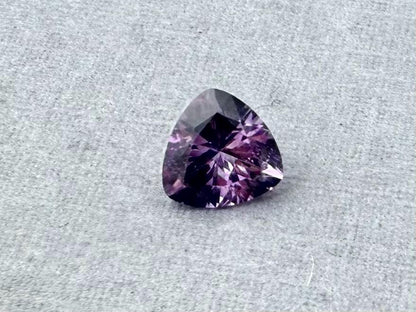 5.5mm Arizona Amethyst Trillion: Ethically Sourced from the Four Peaks Mine | AZ206 - Gem Enthusiast