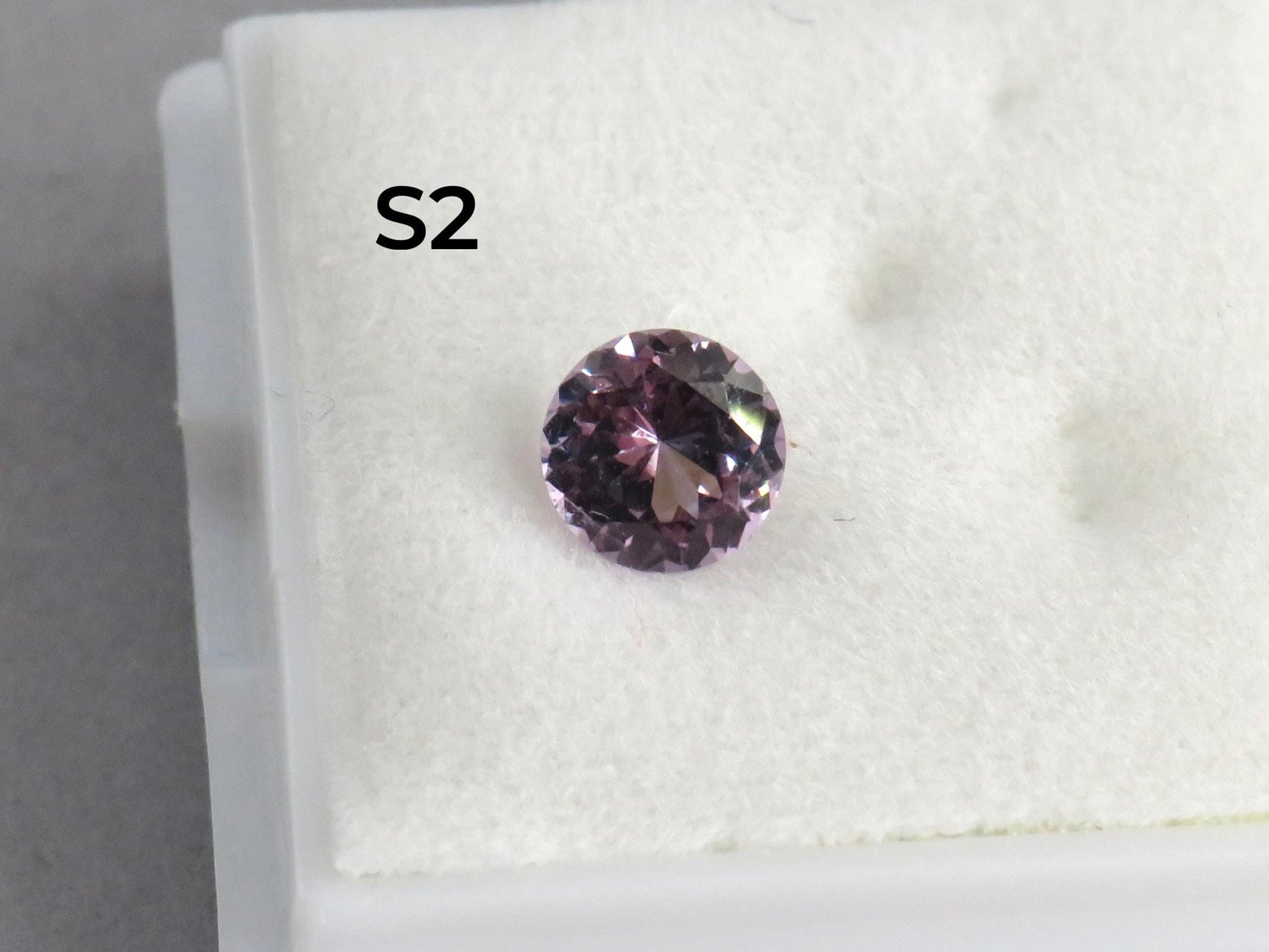 5.5mm Purple Blue Spinel Faceted Round | Per Stone | Natural Gemstone | SL130 - Gem Enthusiast