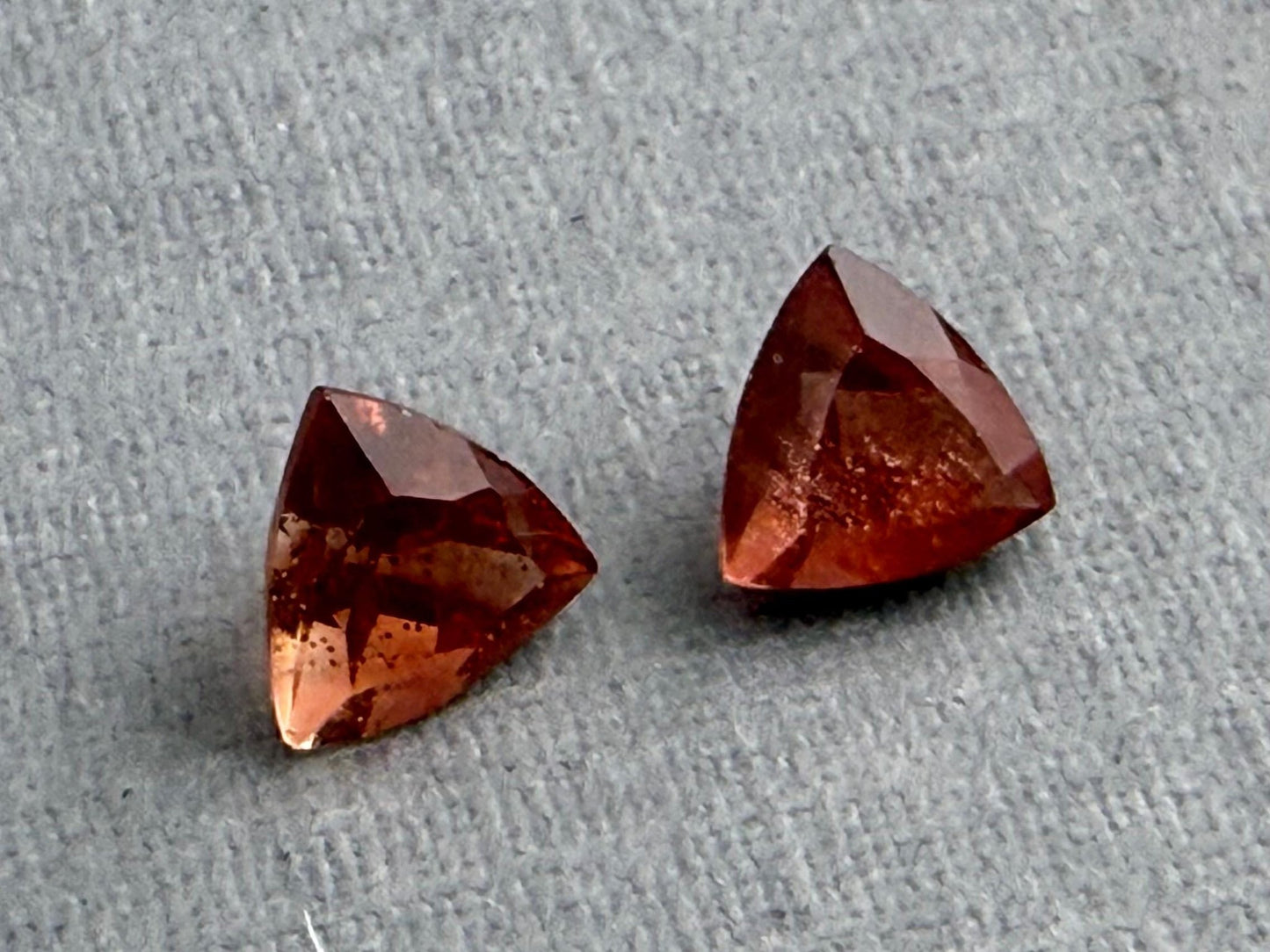 5mm Oregon Sunstone Pair | Ethically Sourced Gemstones | Triangle Shape | OSF229 - Gem Enthusiast