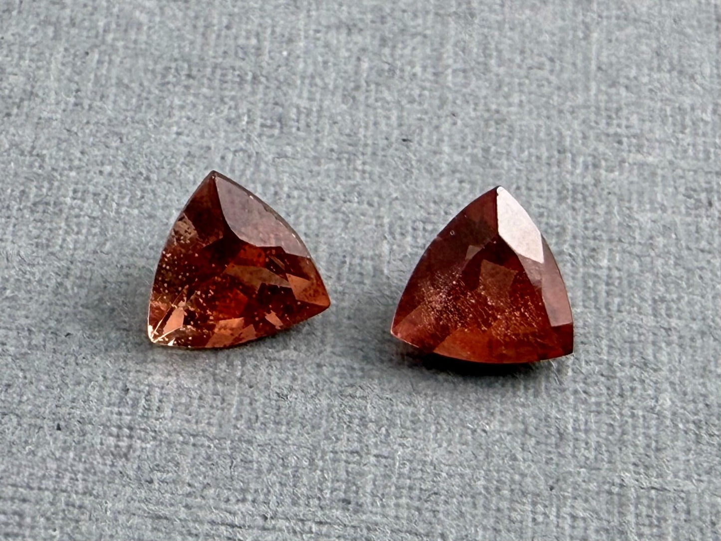5mm Oregon Sunstone Pair | Ethically Sourced Gemstones | Triangle Shape | OSF229 - Gem Enthusiast