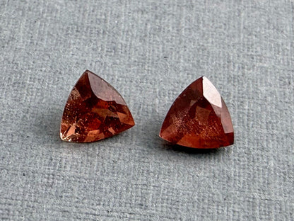 5mm Oregon Sunstone Pair | Ethically Sourced Gemstones | Triangle Shape | OSF229 - Gem Enthusiast