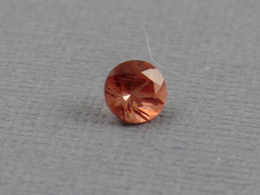 5mm Oregon Sunstone Round | Faceted Ethically Sourced Gemstone | OSF235 - Gem Enthusiast