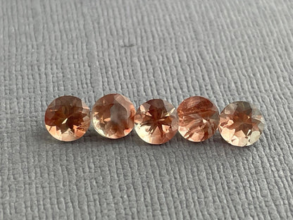 5mm Oregon Sunstones Faceted Round Gemstones | Medium, Light, Bi - color - Gem Enthusiast