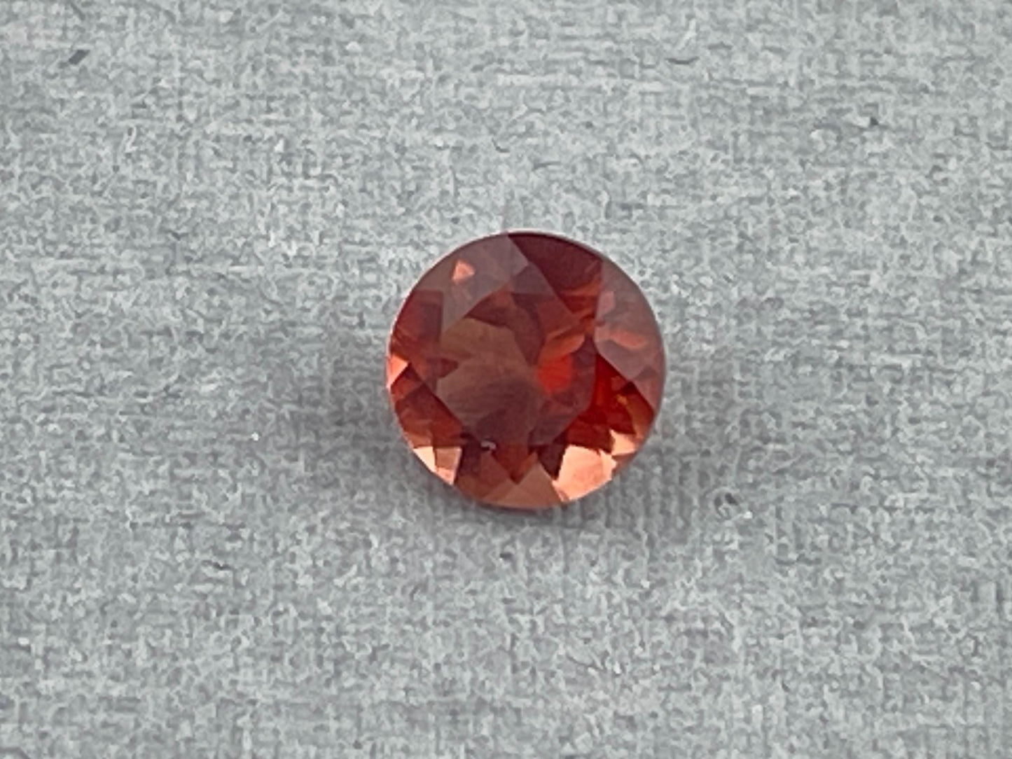 5mm Red Oregon Sunstone Round Faceted Gemstone | Ethically Sourced | Mined in the USA | OSF214 - Oregon Sunstone - Gem Enthusiast