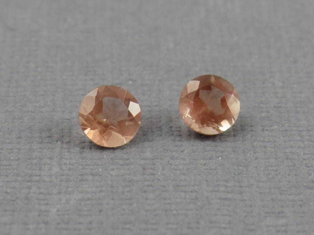5mm Round Oregon Sunstone Pair | Ethically Sourced Gemstones | OSF234 - Gem Enthusiast