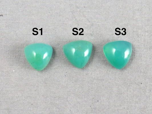 7mm Gem Silica Cabochon Triangle | avg 1.3ct | Per Stone | Peru | CH131 - Gem Enthusiast