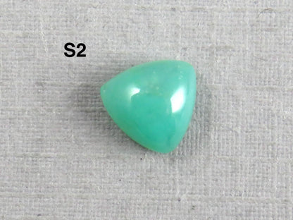 7mm Gem Silica Cabochon Triangle | avg 1.3ct | Per Stone | Peru | CH131 - Gem Enthusiast