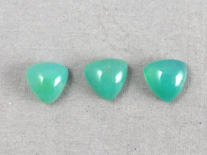 7mm Gem Silica Cabochon Triangle | avg 1.3ct | Per Stone | Peru | CH131 - Gem Enthusiast