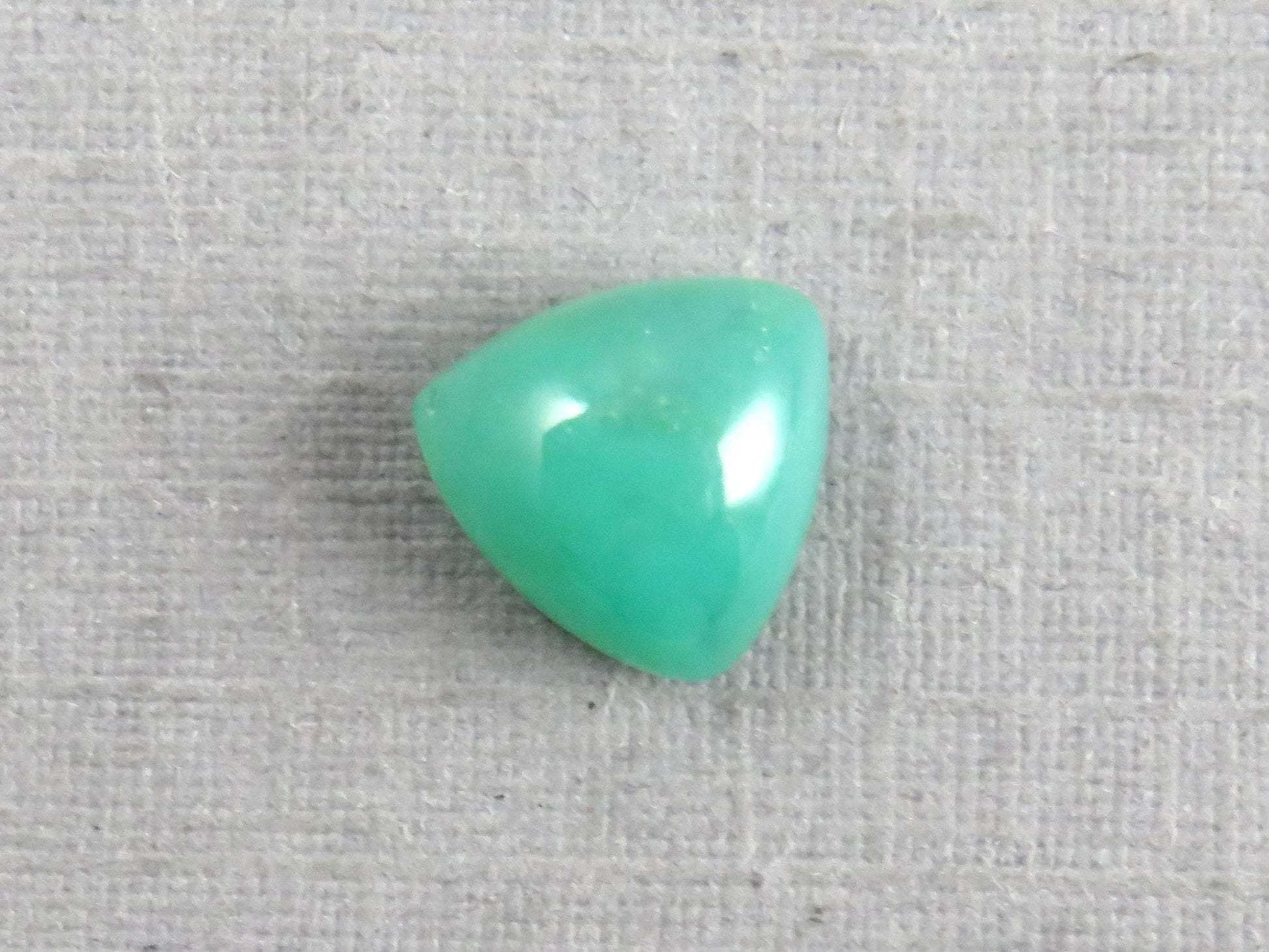 7mm Gem Silica Cabochon Triangle | avg 1.3ct | Per Stone | Peru | CH131 - Gem Enthusiast