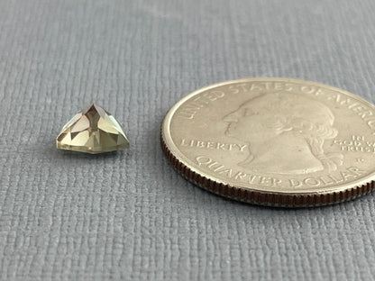 7mm Green Oregon Sunstone Trillion Faceted Gemstone | 1.1 carats | OSF160 - Oregon Sunstone - Gem Enthusiast