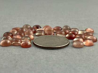 7mm Oregon Sunstones Round Cabochons | Medium, Light, or Champaign - Oregon Sunstone - Gem Enthusiast