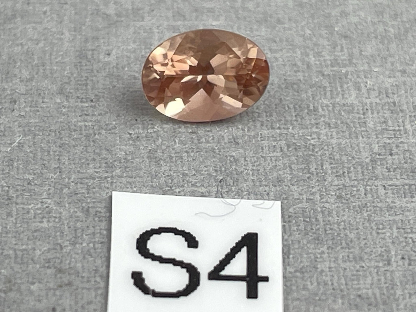 7x5 Oregon Sunstone Oval Gemstones | Mined in the USA | OSF223 - Gem Enthusiast