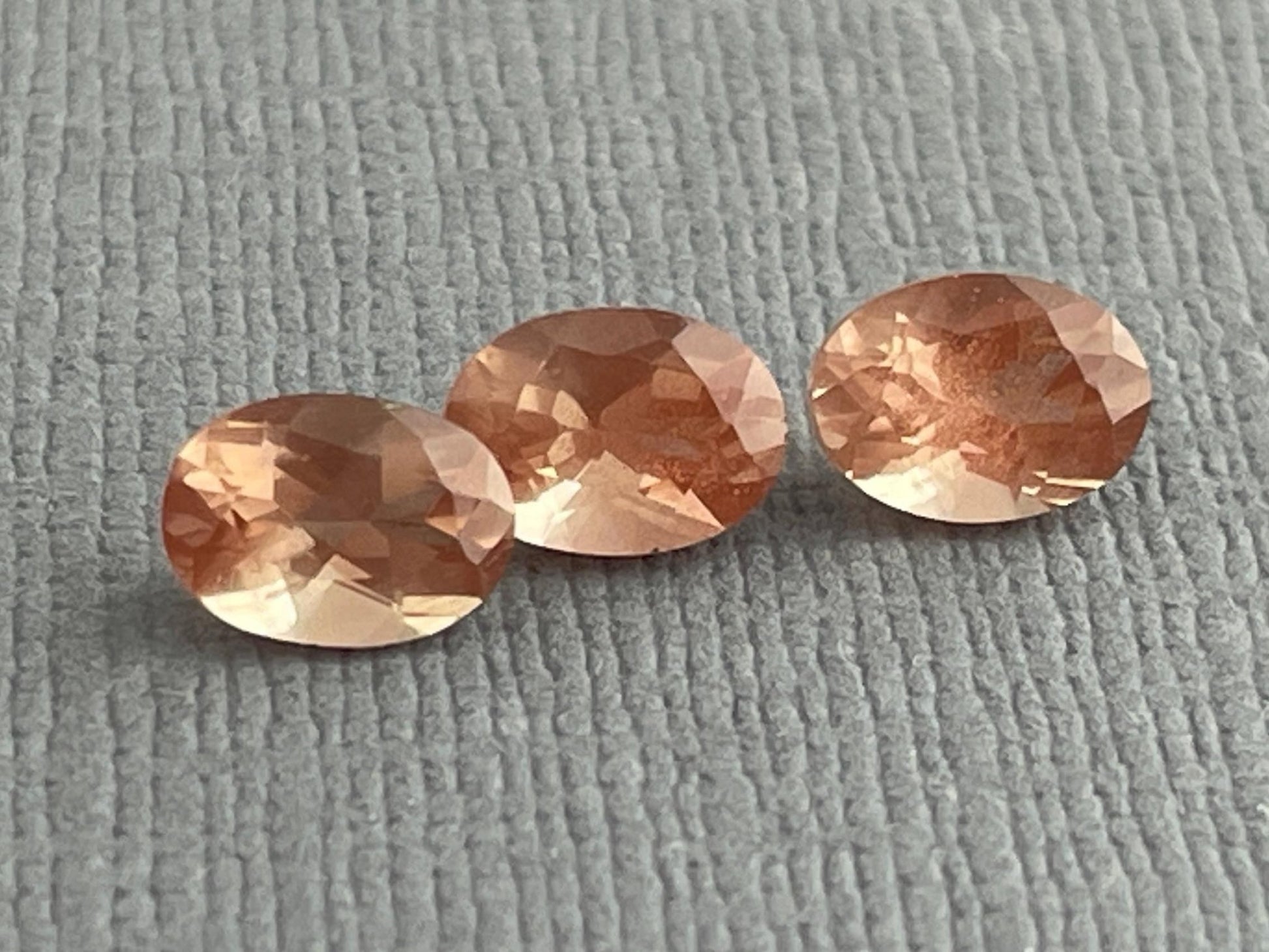 7x5 Oregon Sunstones Oval Trio | 2.48 carats | OSF192 - Gem Enthusiast