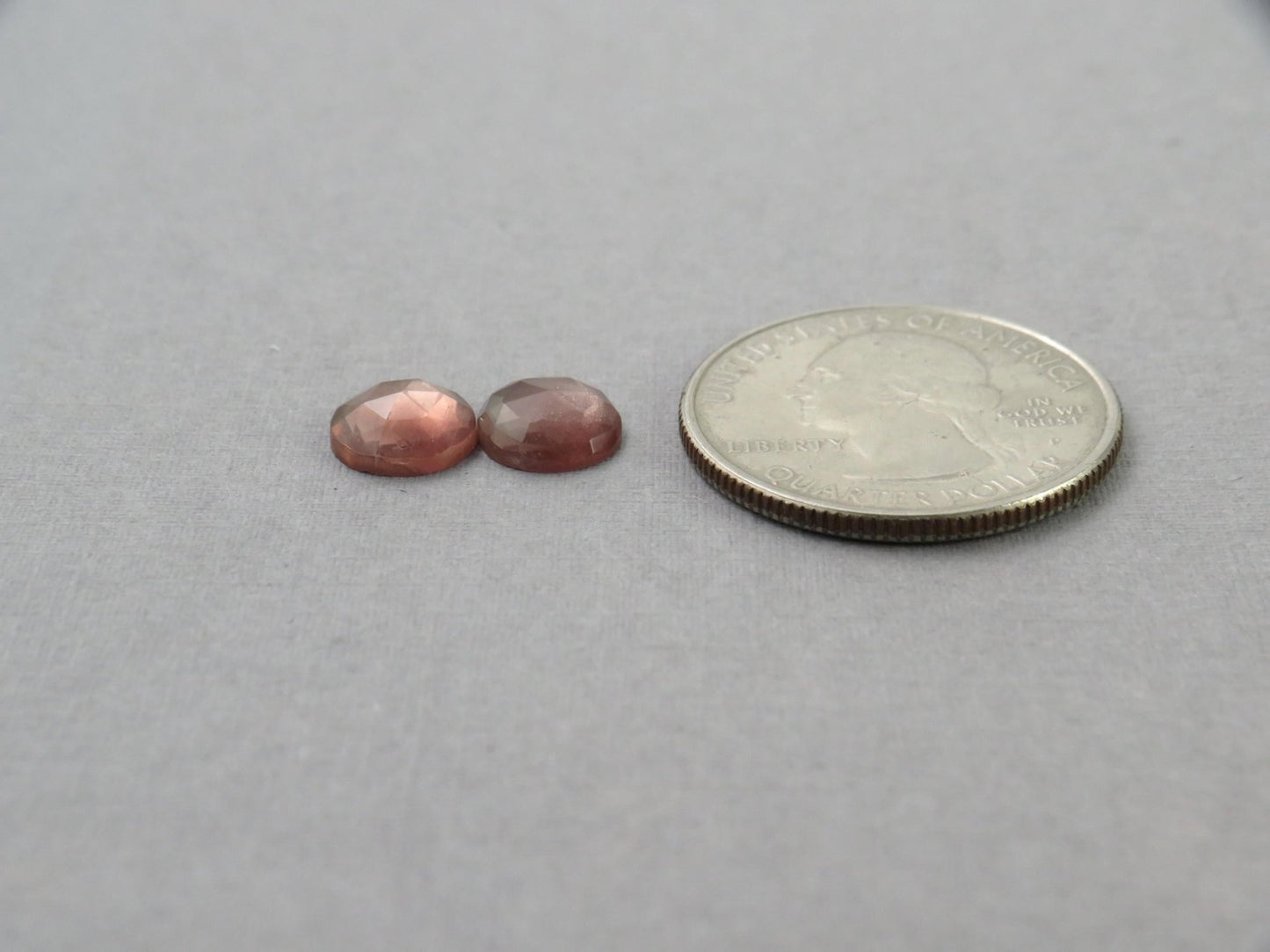 8mm Oregon Sunstone Rose Cut Round Matched Pair | Plush Sunstone | 8x3mm, 2.76ct | Oregon USA | OSR140 - Gem Enthusiast