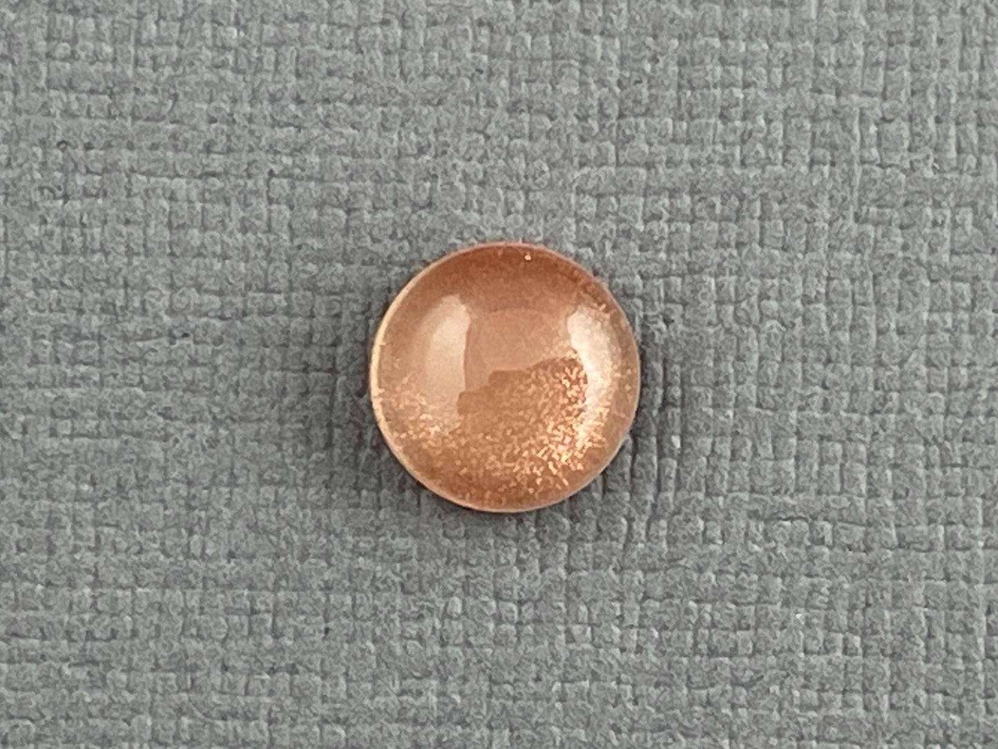 8mm Oregon Sunstone Round Cabochon | Natural American Gemstone | 2.16 cts | OSC224 - Oregon Sunstone - Gem Enthusiast