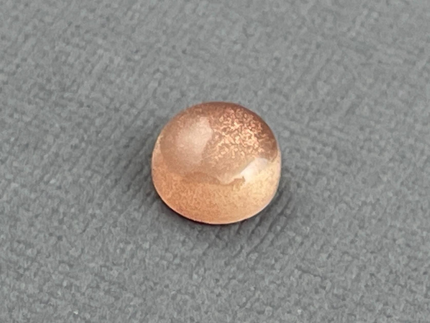 8mm Oregon Sunstone Round Cabochon | Natural American Gemstone | 2.16 cts | OSC224 - Oregon Sunstone - Gem Enthusiast