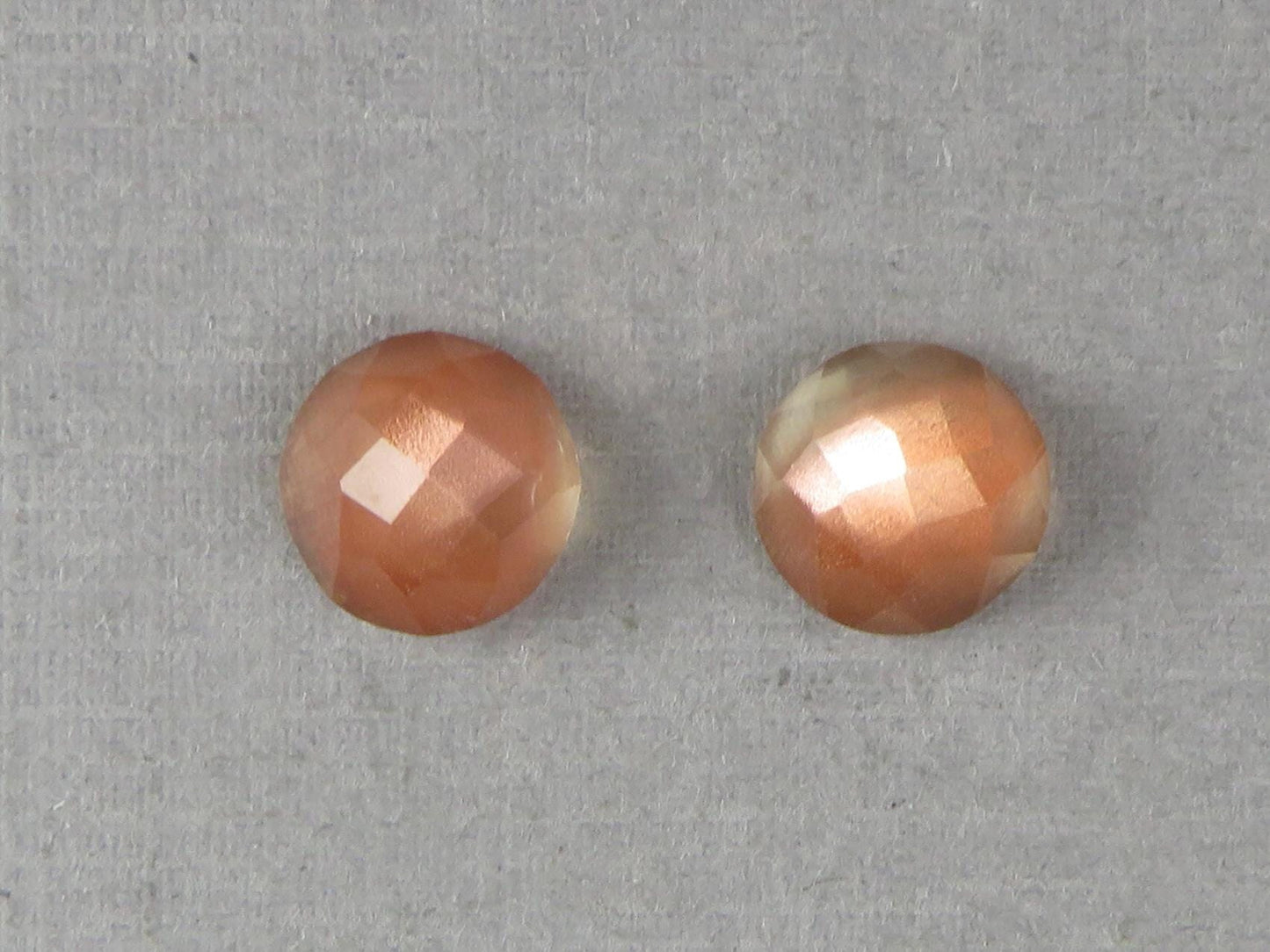 8mm Oregon Sunstones with Schiller | Round Rosecut Cabochon Pair | OSR103 - Gem Enthusiast