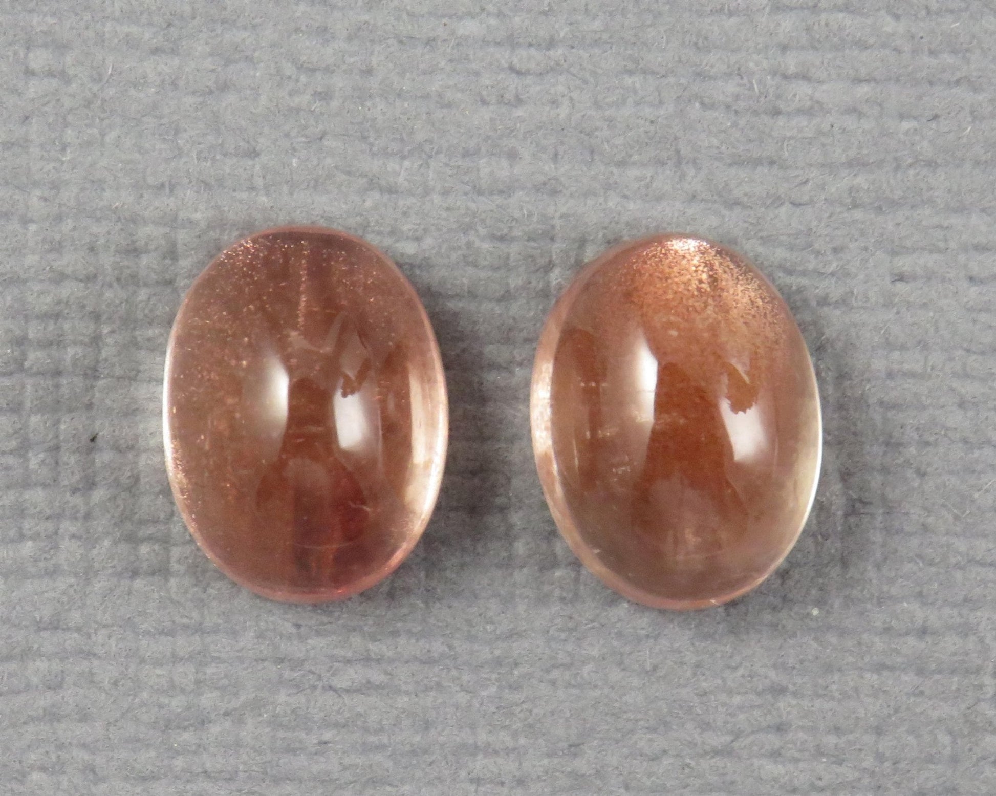8x6 Oregon Sunstone Cabochon Pair | 3.4ct | Per Pair | Oregon USA | OSC353 - Gem Enthusiast