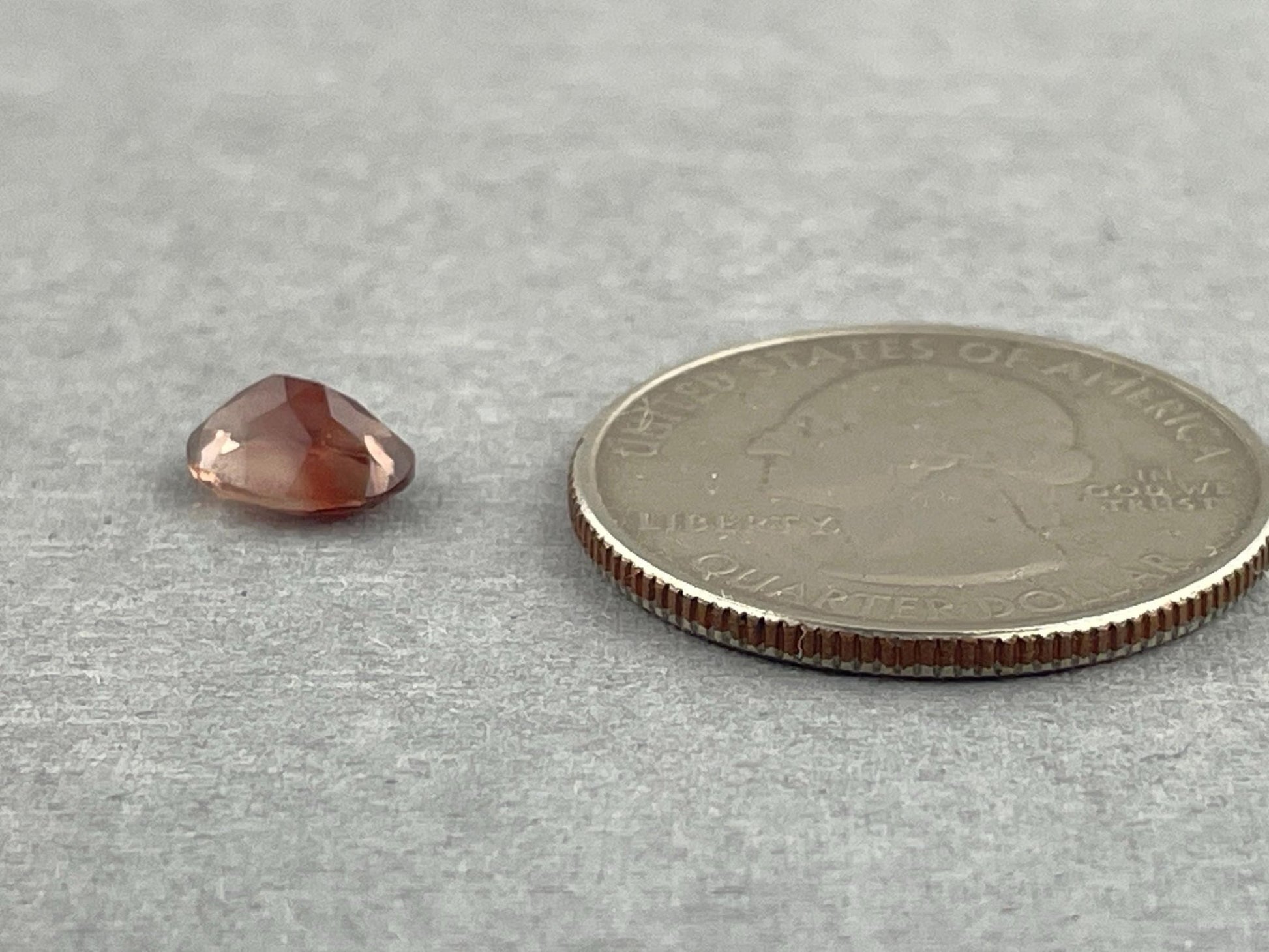 8x6 Oregon Sunstone Oval Faceted Gemstone | 1.27 carats | OSF211 - Oregon Sunstone - Gem Enthusiast