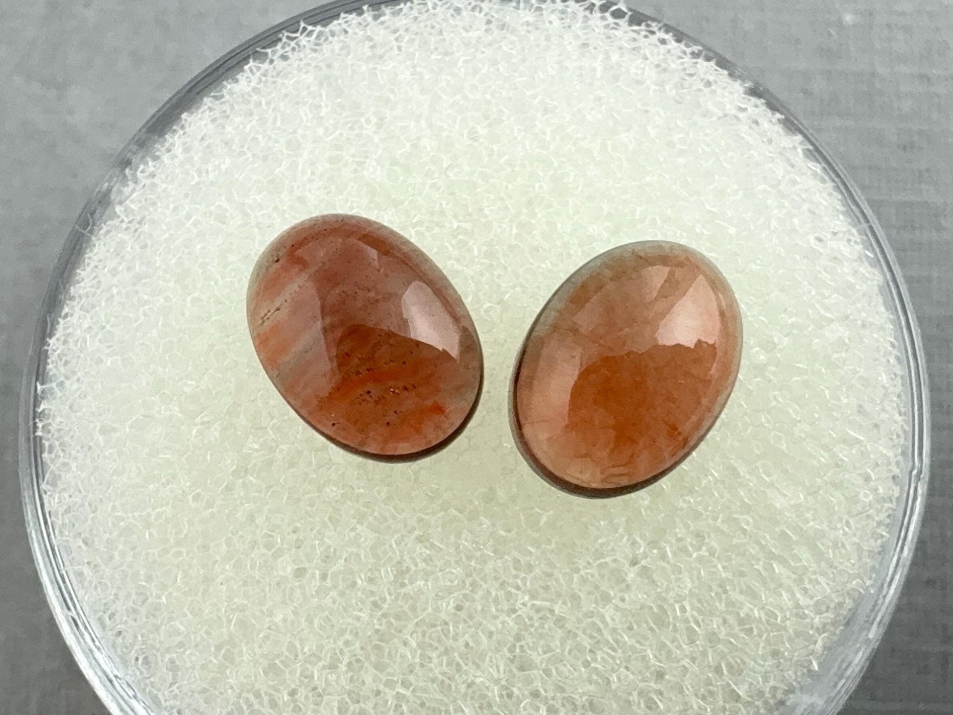 8x6 Oregon Sunstones Pair | Dark Red Oval Cabochon Pair | OSC310 - Gem Enthusiast