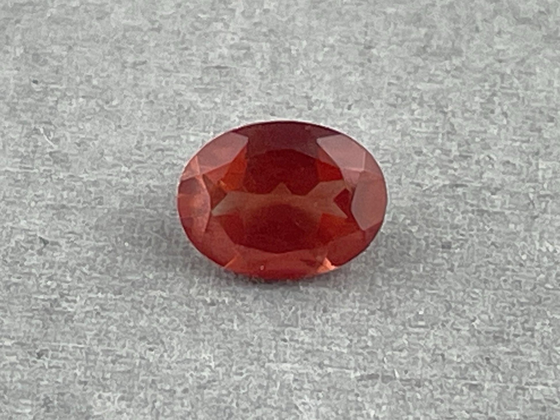 8x6 Red Oregon Sunstone Oval Faceted Gemstone | 1.23 carats | OSF212 - Oregon Sunstone - Gem Enthusiast