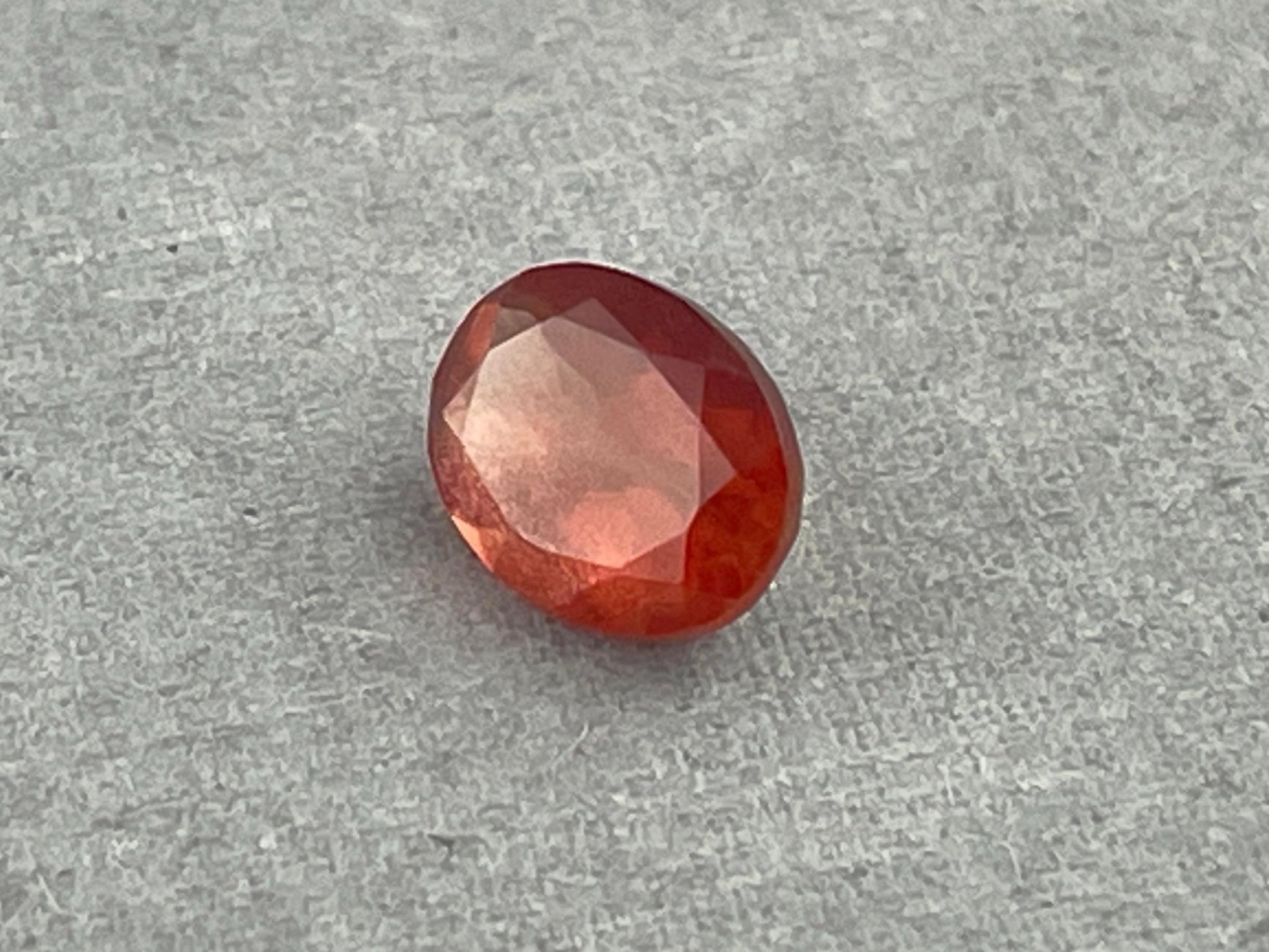 8x6 Red Oregon Sunstone Oval Faceted Gemstone | 1.23 carats | OSF212 - Oregon Sunstone - Gem Enthusiast