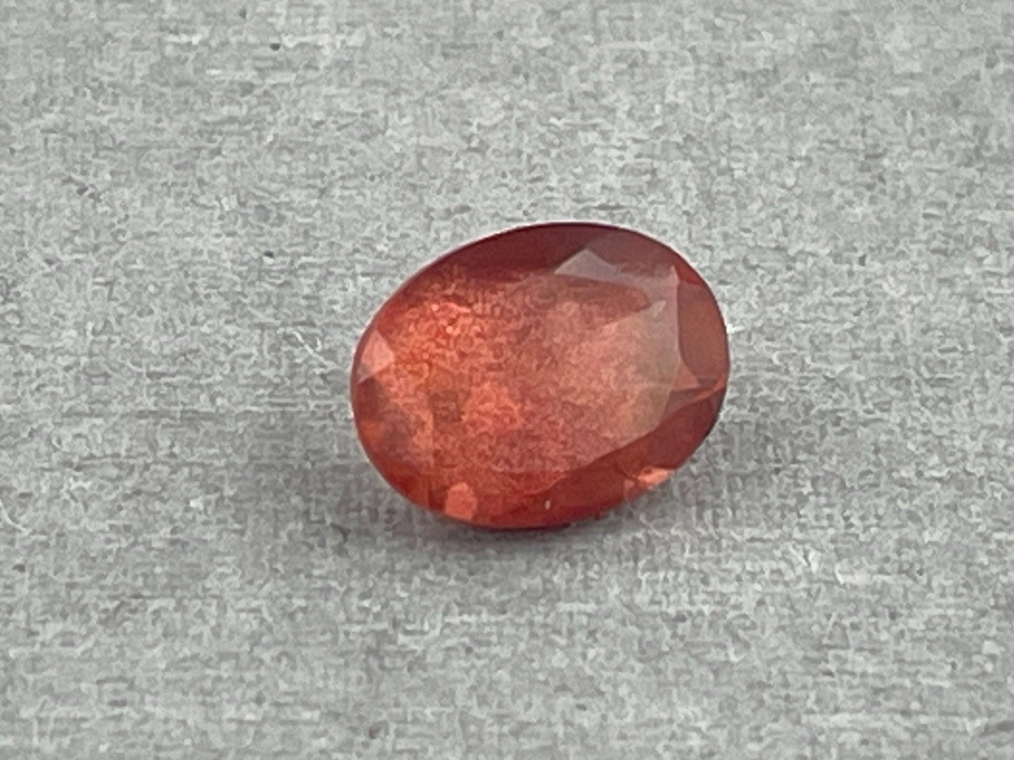 8x6 Red Oregon Sunstone Oval Faceted Gemstone | 1.23 carats | OSF212 - Oregon Sunstone - Gem Enthusiast