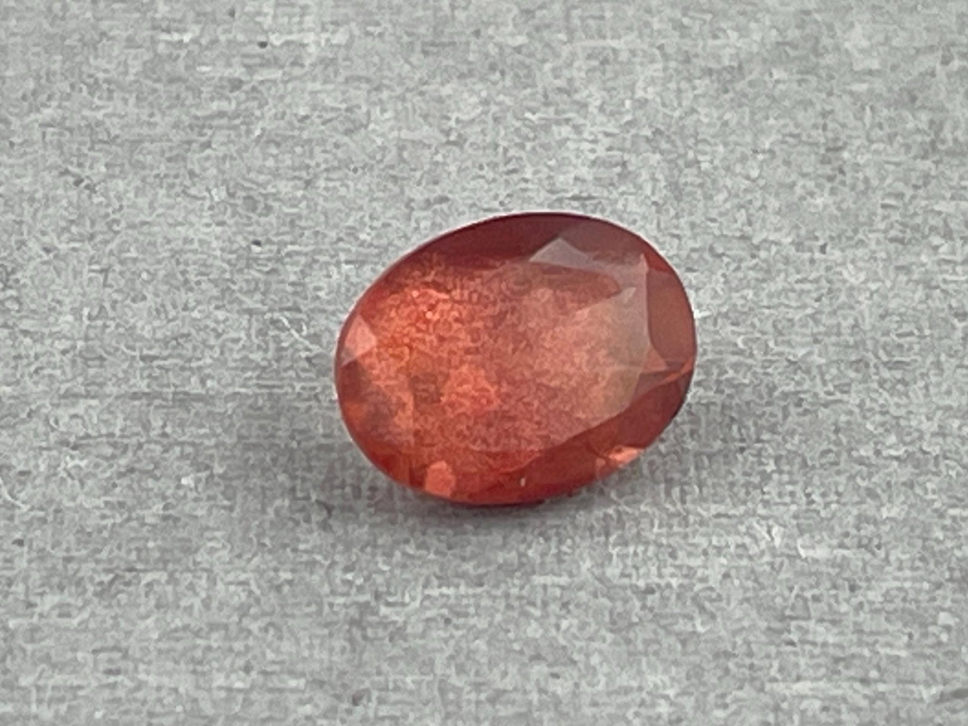 8x6 Red Oregon Sunstone Oval Faceted Gemstone | 1.23 carats | OSF212 - Oregon Sunstone - Gem Enthusiast