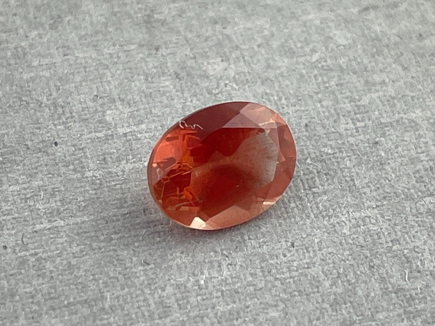 8x6 Red Oregon Sunstone Oval Faceted Gemstone | 1.23 carats | OSF213 - Oregon Sunstone - Gem Enthusiast