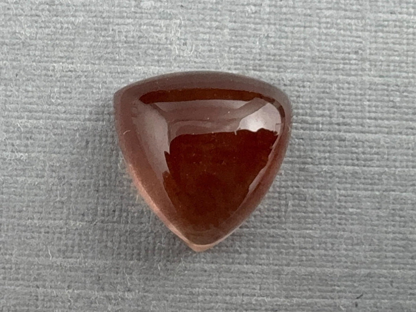9mm Oregon Sunstone | Triangle Cabochon | Natural American Gemstone | OSC265 - Gem Enthusiast