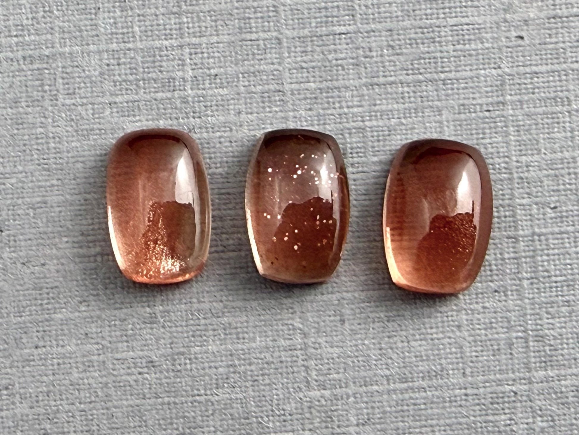 9x6 Oregon Sunstones Cushion Cabochon Lot | Schiller | 6 carats | OSC326 - Gem Enthusiast