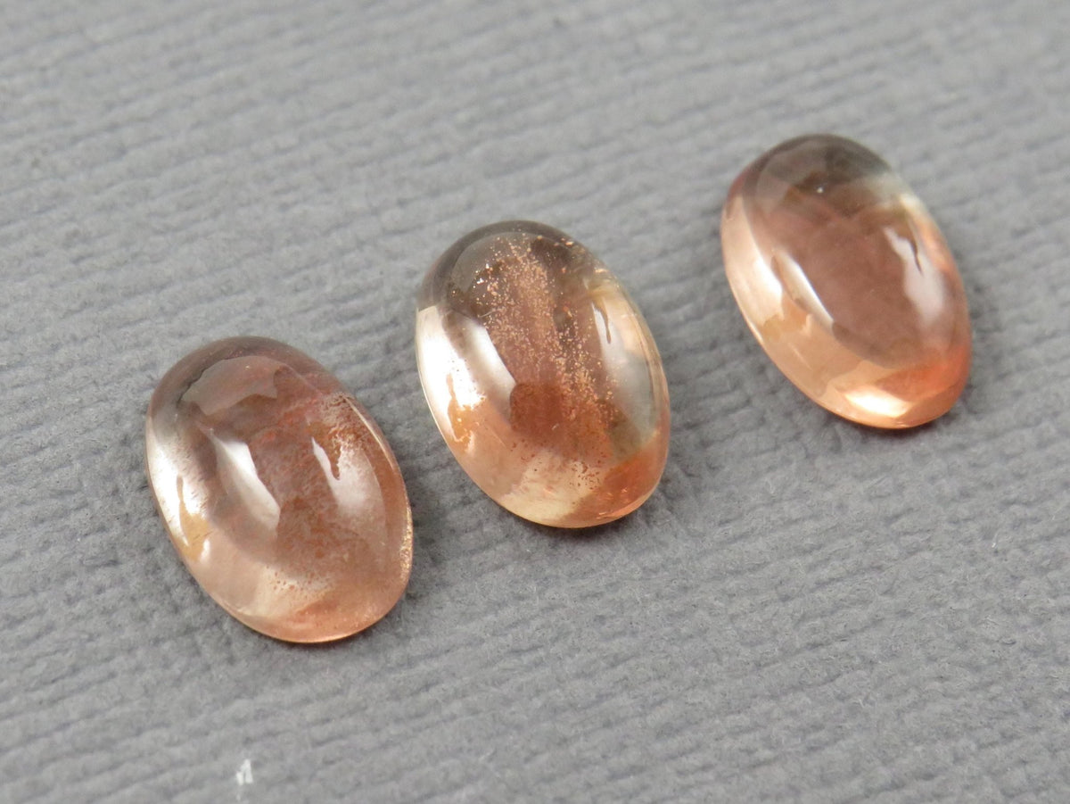 9x6mm Oregon Sunstone Cabochon Oval | 4.1ct | 3-Stone Lot | Oregon, USA | OSC361 - Gem Enthusiast