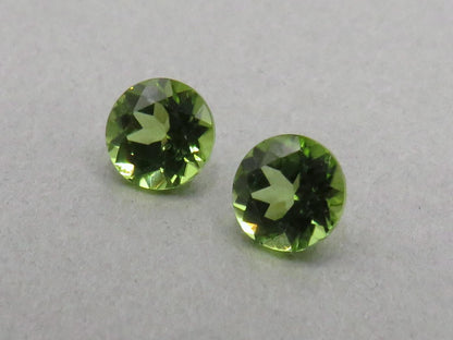 Arizona Peridot 5.5mm Round Pair | Round Natural Stone | PE217 - Gem Enthusiast
