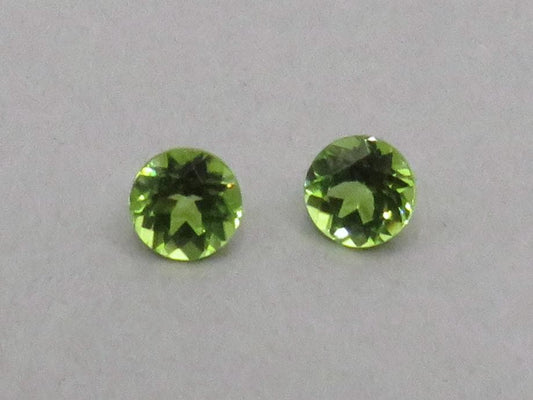 Arizona Peridot 5.5mm Round Pair | Round Natural Stone | PE217 - Gem Enthusiast